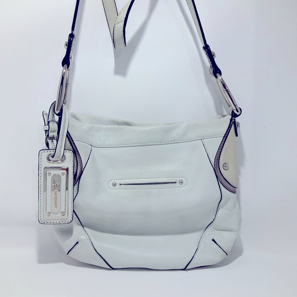 B-Makowsky leather bag